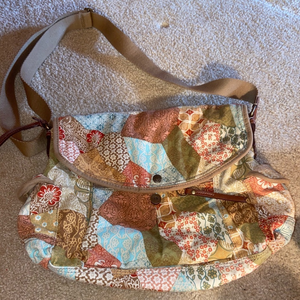 Fossil purse